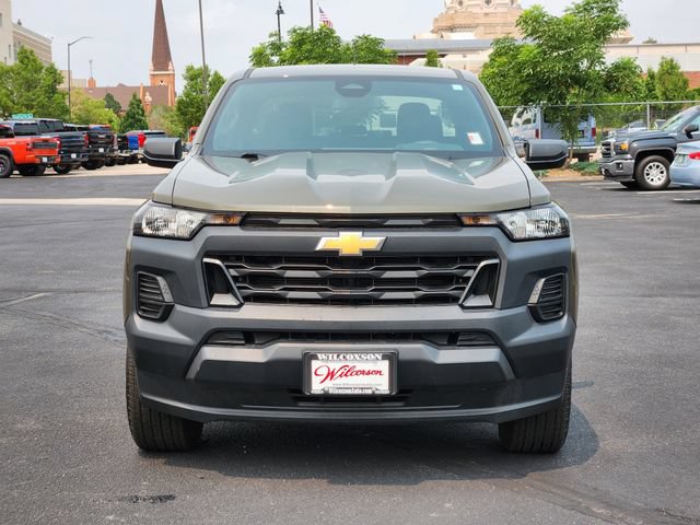 Used 2024 Chevrolet Colorado W/T RWD image 8