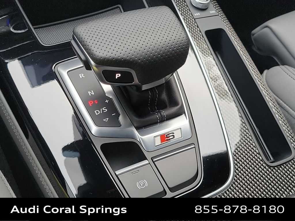Certified 2025 Audi SQ5 Premium Plus w/ Premium Plus Package AWD/4WD image 25