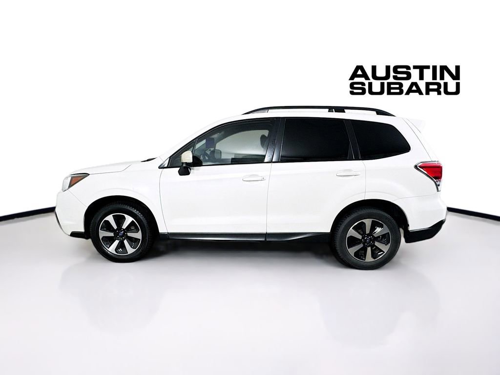 Used 2017 Subaru Forester 2.5i Premium AWD/4WD image 4
