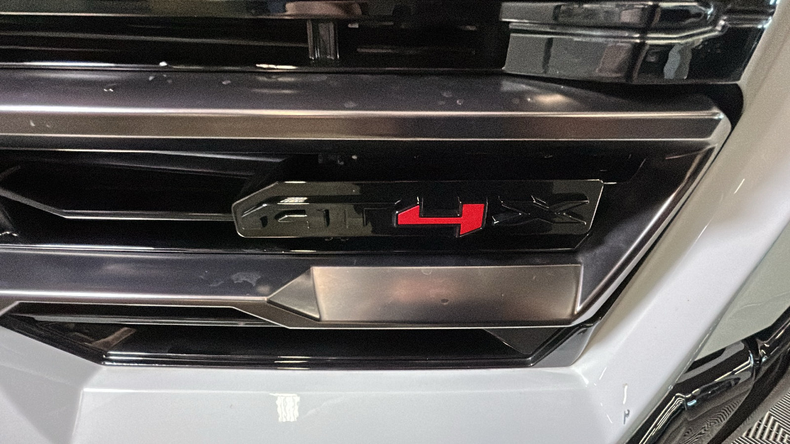 Used 2026 GMC Sierra 2500 AT4X AWD/4WD image 10