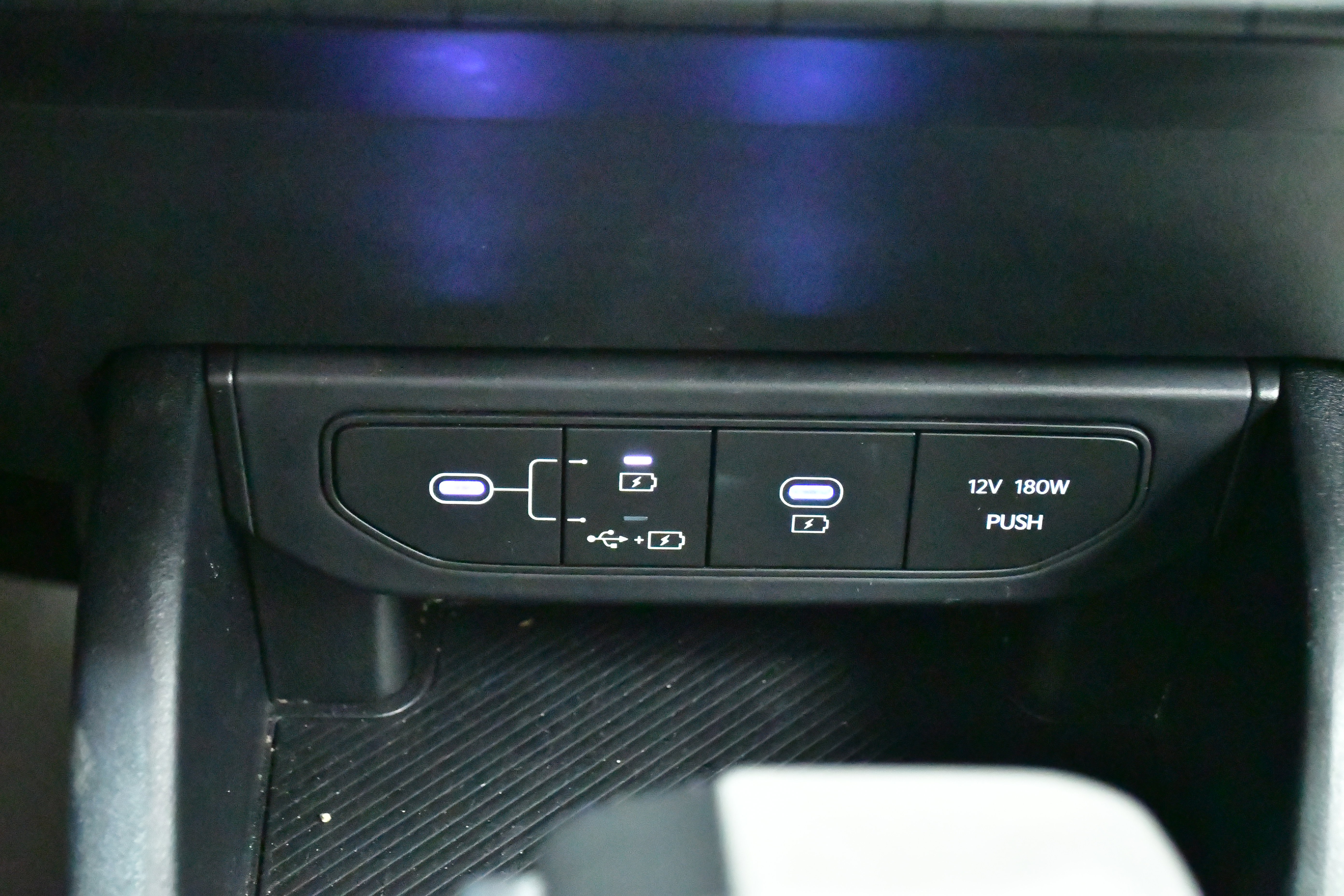 Used 2025 Kia K4 FWD image 26