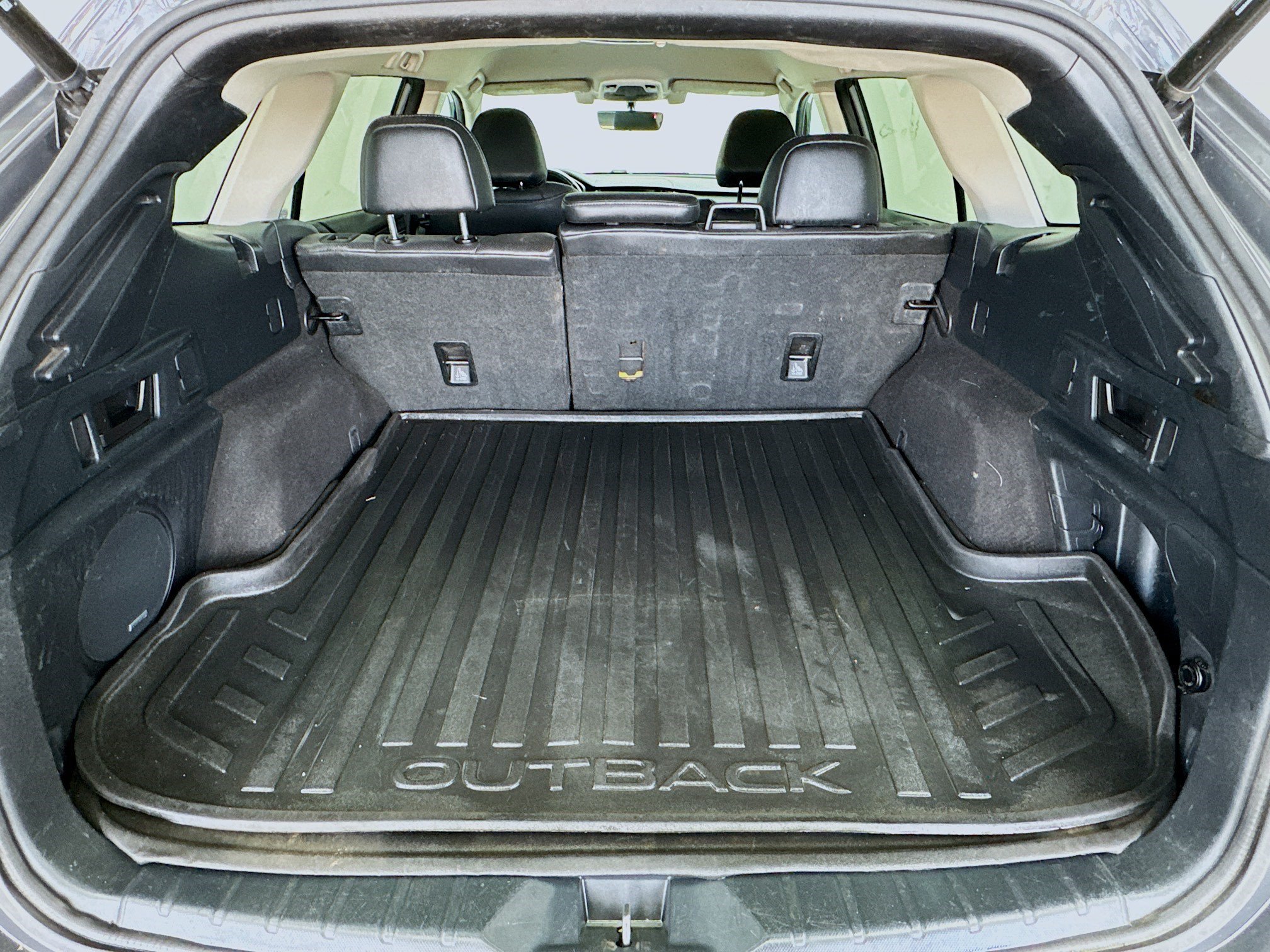 Used 2020 Subaru Outback Limited AWD/4WD image 17