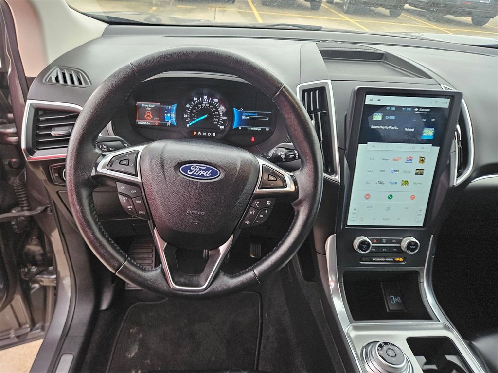 Used 2024 Ford Edge Titanium image 17