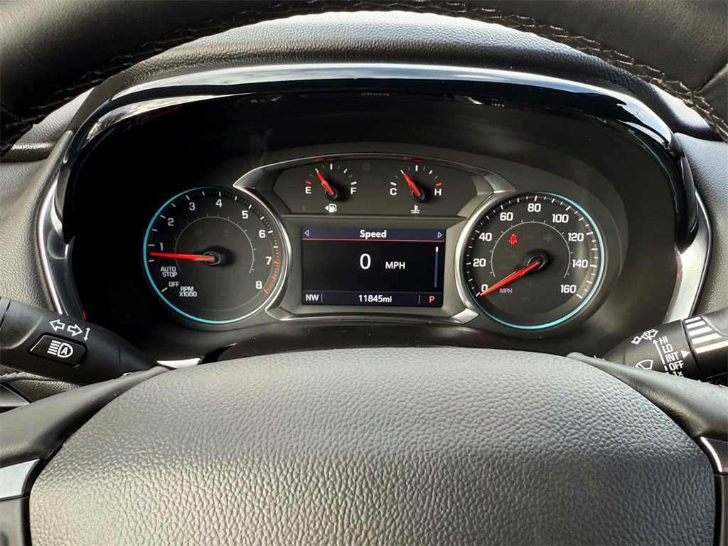 Used 2023 Chevrolet Traverse LT image 25