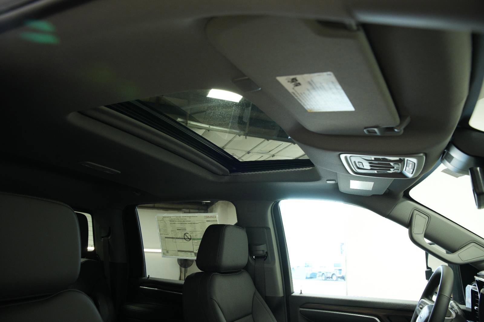 New 2025 GMC Sierra 2500 SLT w/ SLT Premium Package image 18