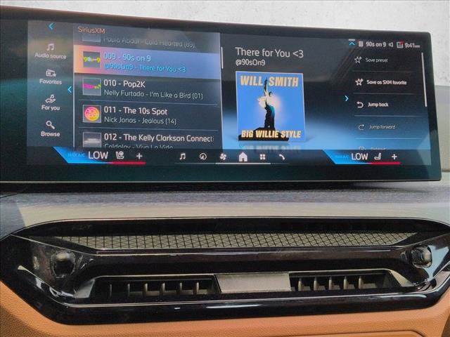 Used 2025 BMW 330i xDrive Sedan w/ Convenience Package image 15