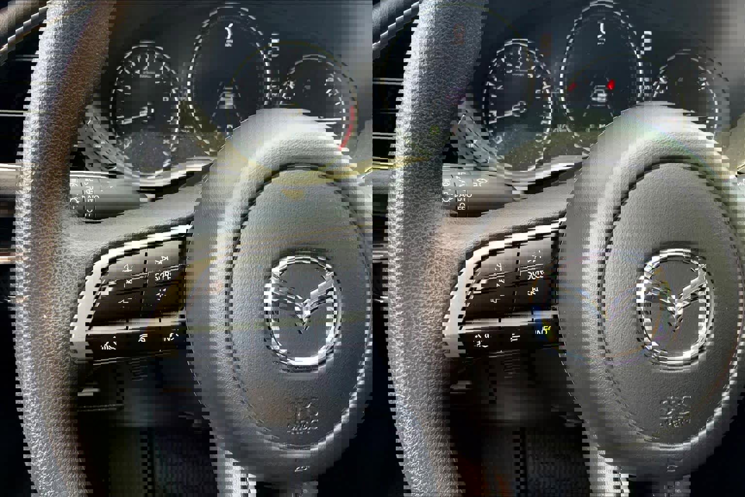 Used 2025 MAZDA MAZDA3 s image 24