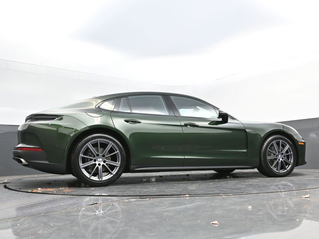 New 2025 Porsche Panamera image 36
