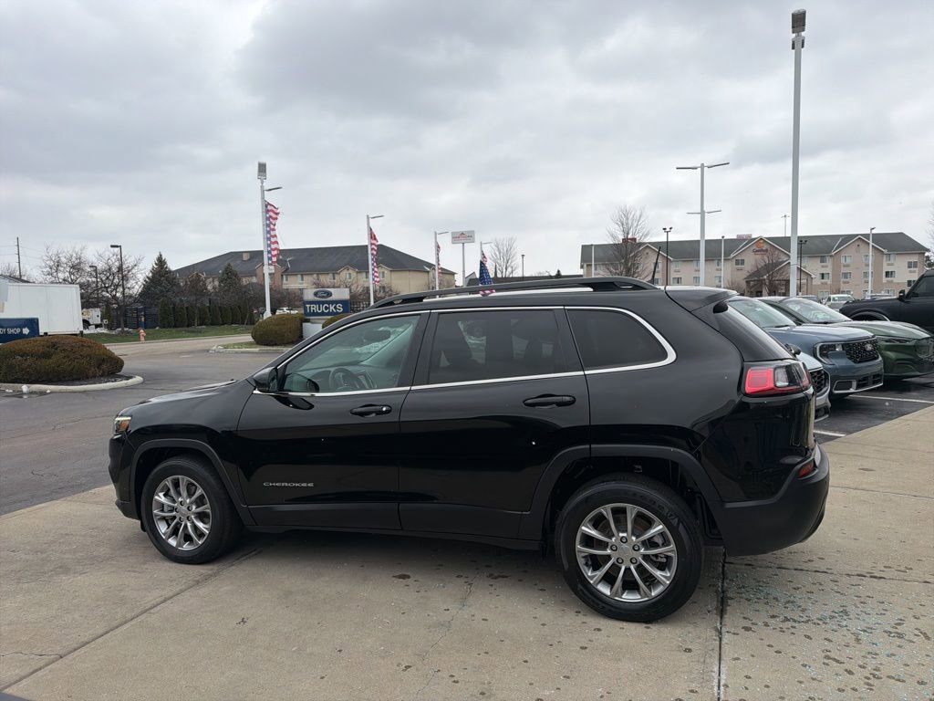 Used 2022 Jeep Cherokee Latitude Lux image 5