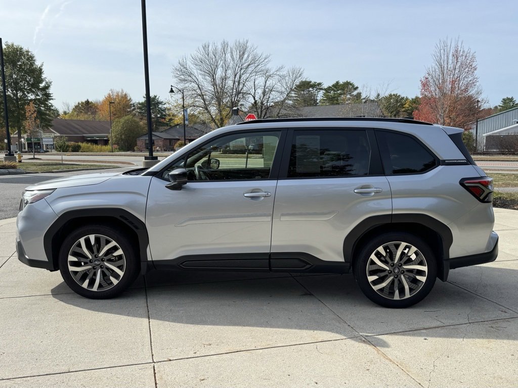 Used 2025 Subaru Forester Touring image 14