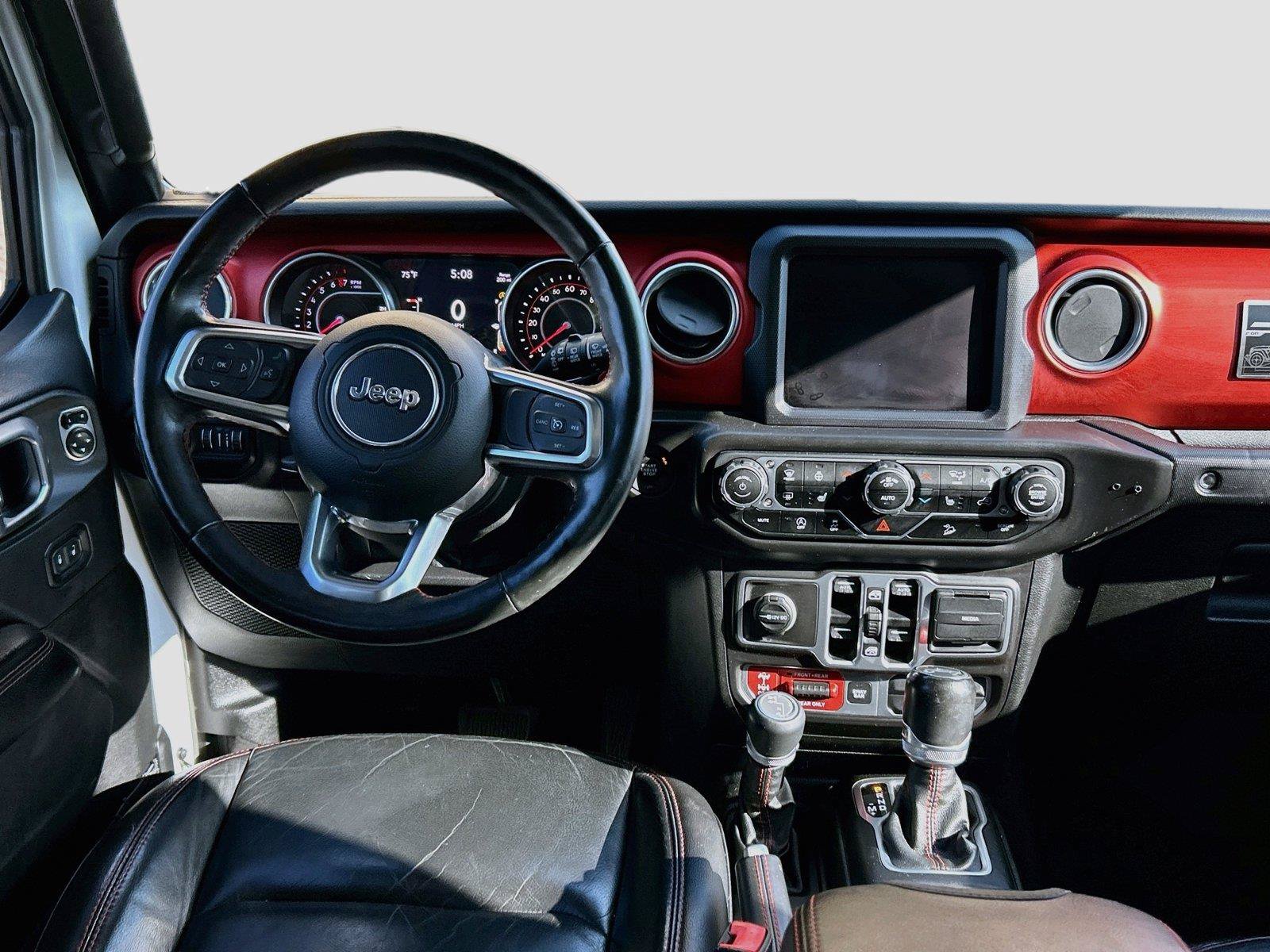 Used 2018 Jeep Wrangler Unlimited Rubicon AWD/4WD image 17