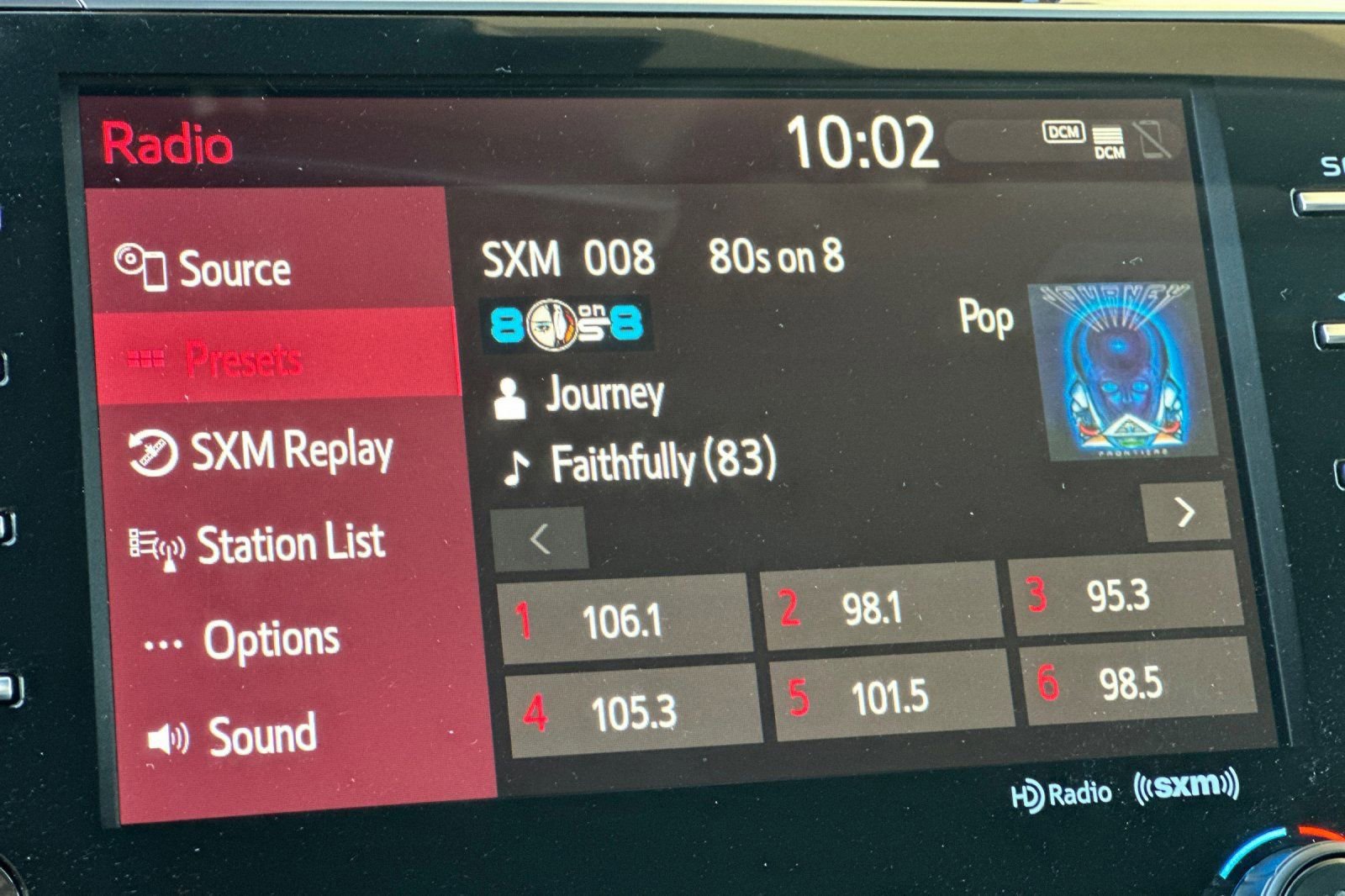 Used 2020 Toyota Camry XLE image 18