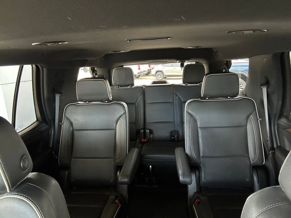 Used 2023 Chevrolet Tahoe Premier AWD/4WD image 27