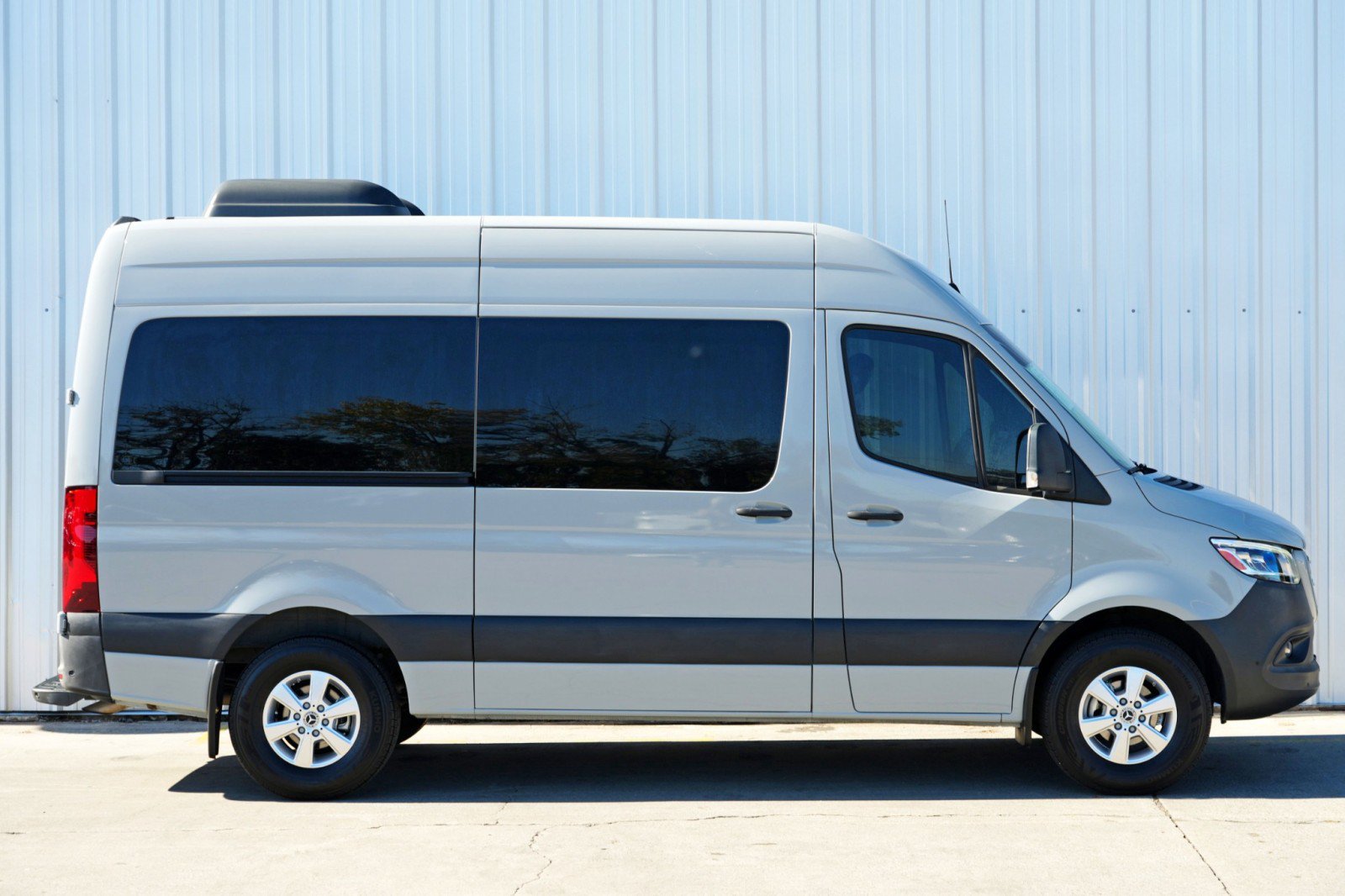Used 2022 Mercedes-Benz Sprinter 1500 image 48