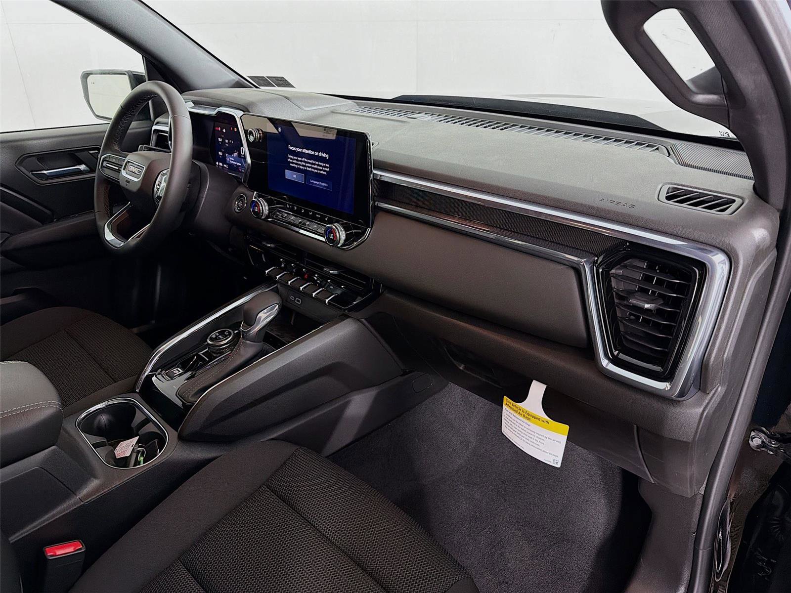 New 2025 GMC Canyon Elevation w/ Convenience Package image 28