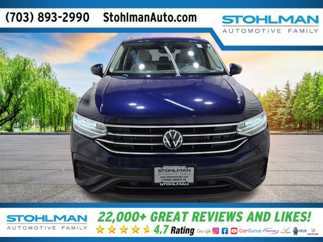 Used 2022 Volkswagen Tiguan SE w/ Panoramic Sunroof Package image 9