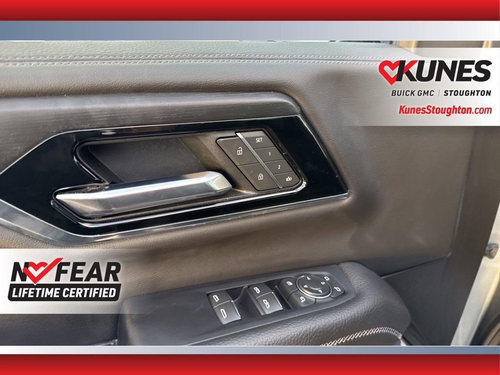 Used 2025 GMC Yukon XL Denali image 14