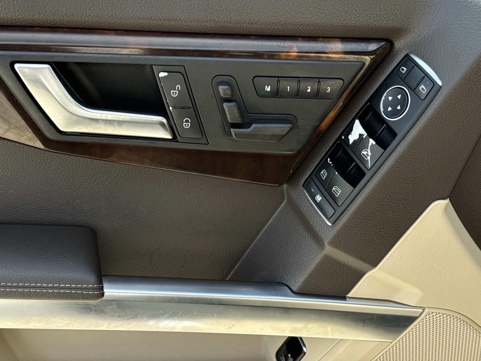 Used 2013 Mercedes-Benz GLK 350 4MATIC image 20