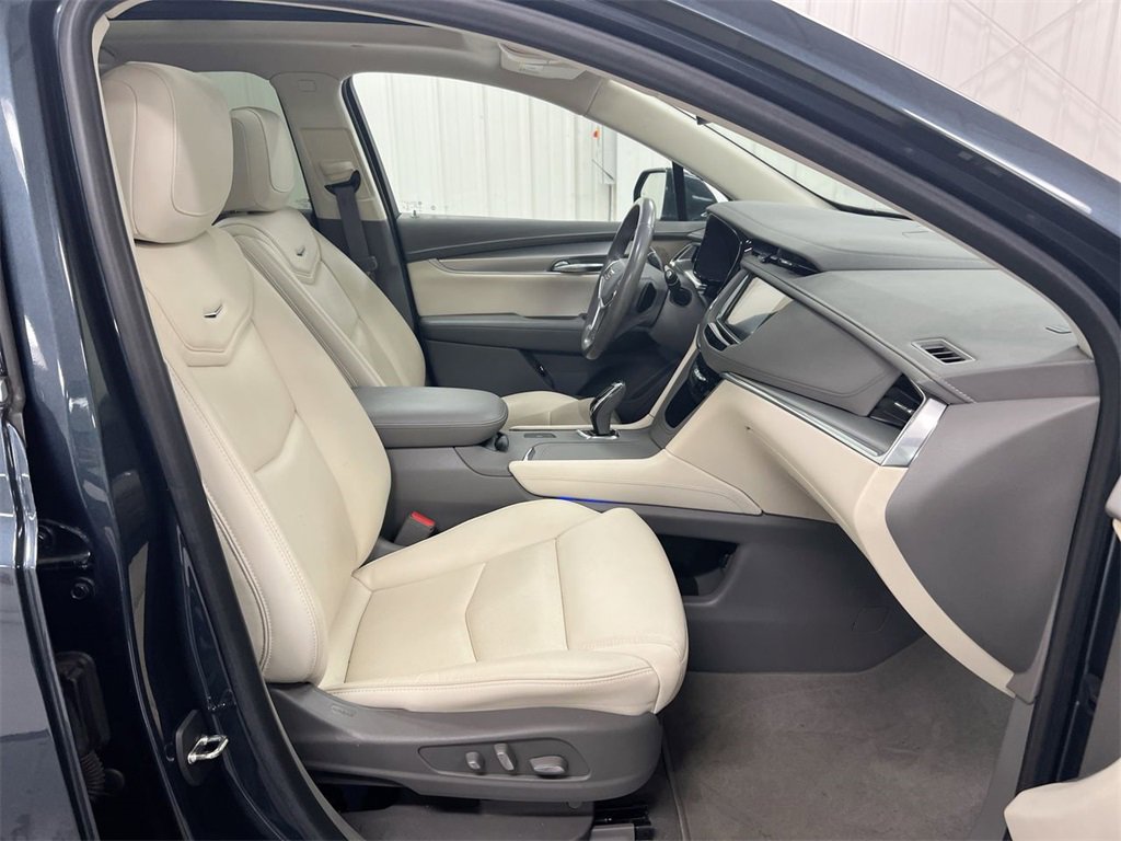 Used 2019 Cadillac XT5 Luxury image 23