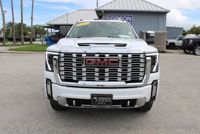 Used 2025 GMC Sierra 2500 Denali w/ Denali Reserve Package image 2