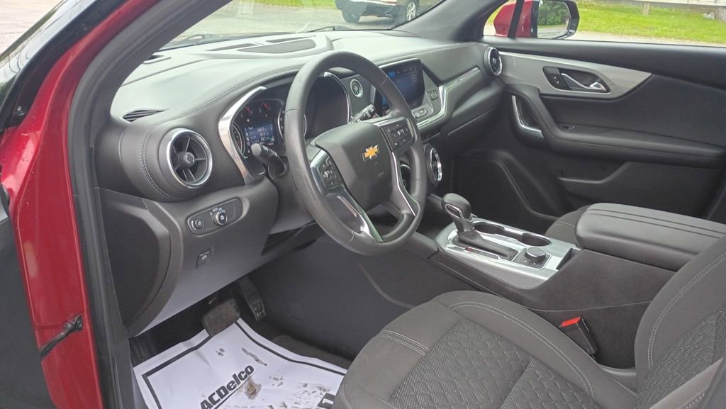 Used 2021 Chevrolet Blazer LT AWD/4WD image 12