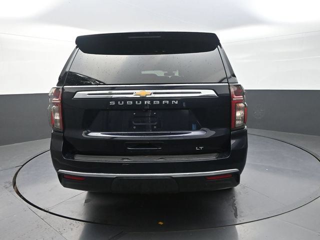 Used 2022 Chevrolet Suburban LT AWD/4WD image 7