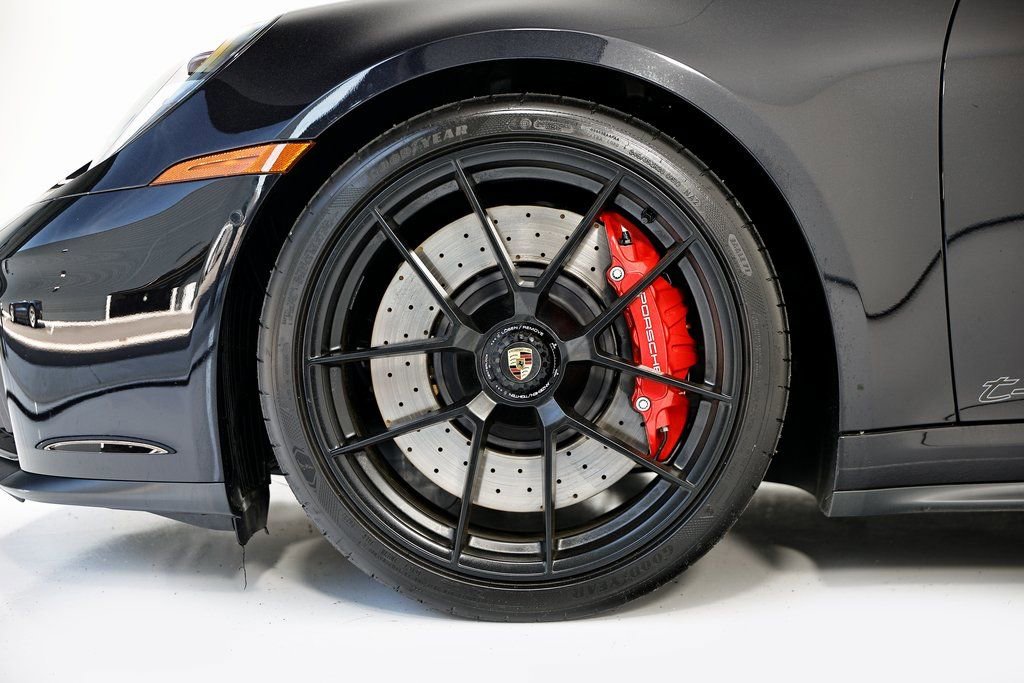 Certified 2026 Porsche 911 Carrera GTS image 14