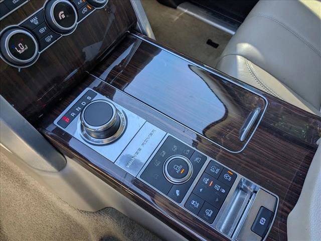 Used 2016 Land Rover Range Rover image 12