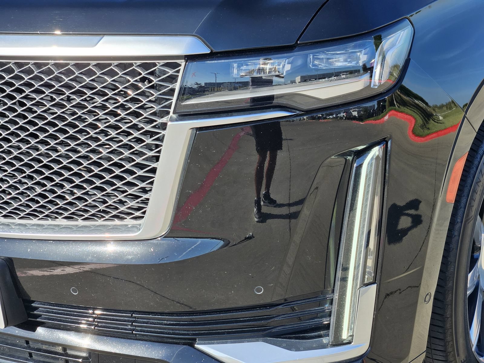 Used 2021 Cadillac Escalade Premium Luxury Platinum AWD/4WD image 10