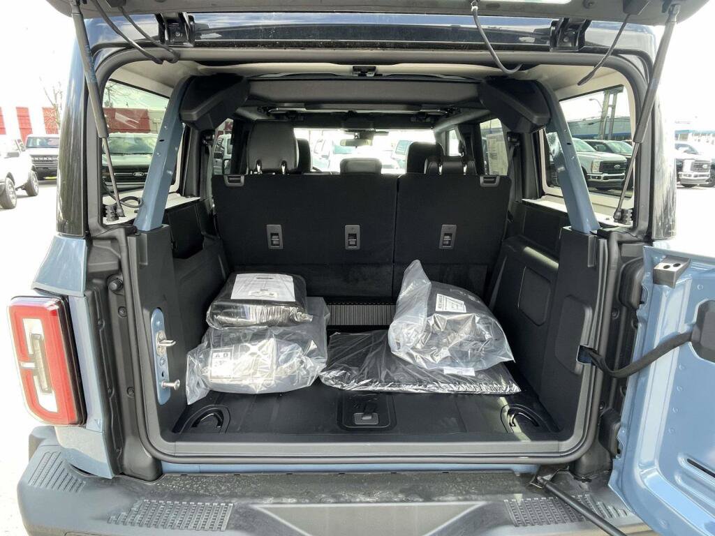 New 2025 Ford Bronco Badlands w/ Sasquatch Package AWD/4WD image 20