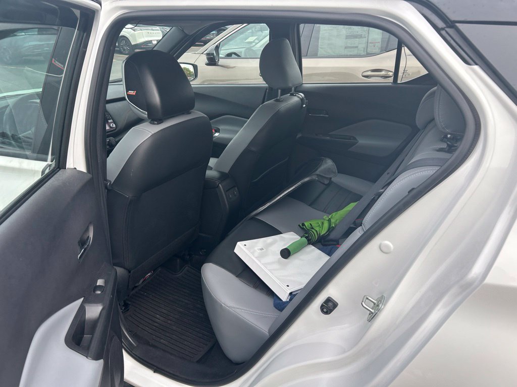 Certified 2023 Nissan Kicks SR w/ SR Premium Package FWD image 6