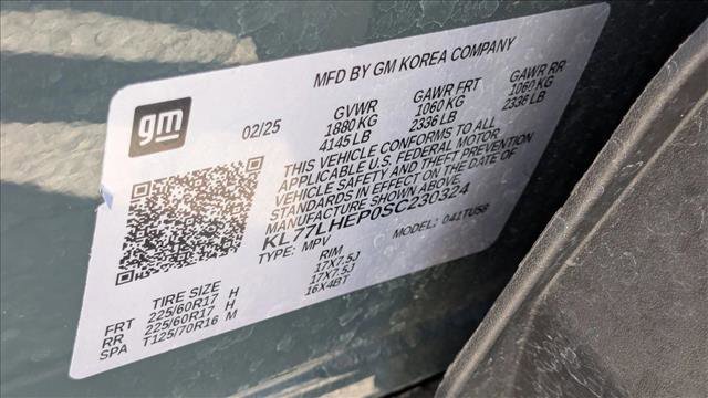 Used 2025 Chevrolet Trax LT image 28