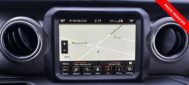 Used 2022 Jeep Wrangler Unlimited Sahara w/ Cold Weather Group image 24