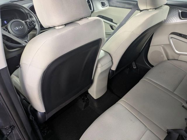 Used 2020 Kia Soul LX image 25