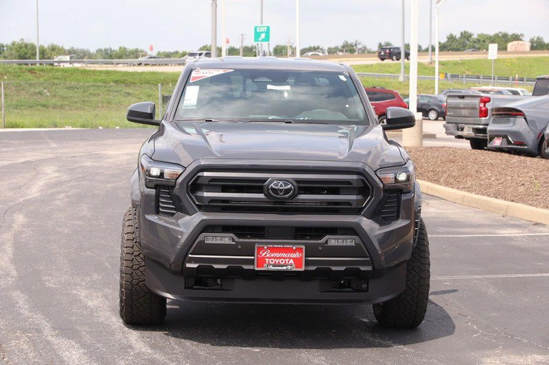 New 2025 Toyota Tacoma SR5 image 5