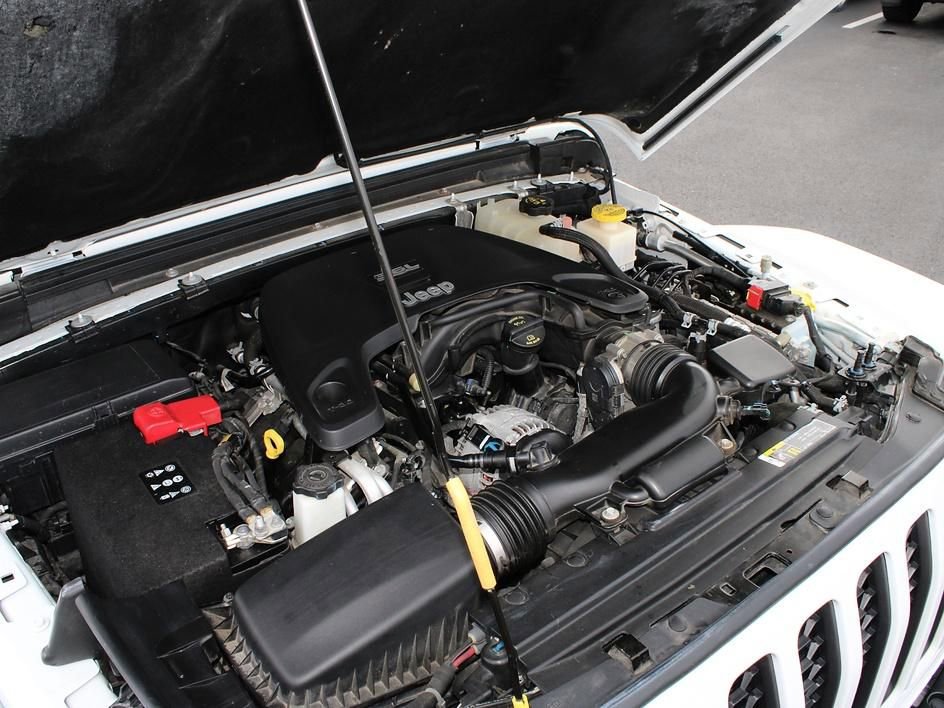 Used 2020 Jeep Gladiator Rubicon AWD/4WD image 11