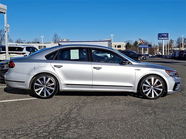 Used 2018 Volkswagen Passat 3.6 image 7