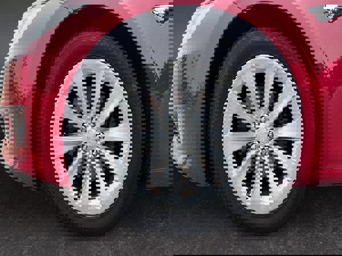 Used 2017 Tesla Model S 75 image 9