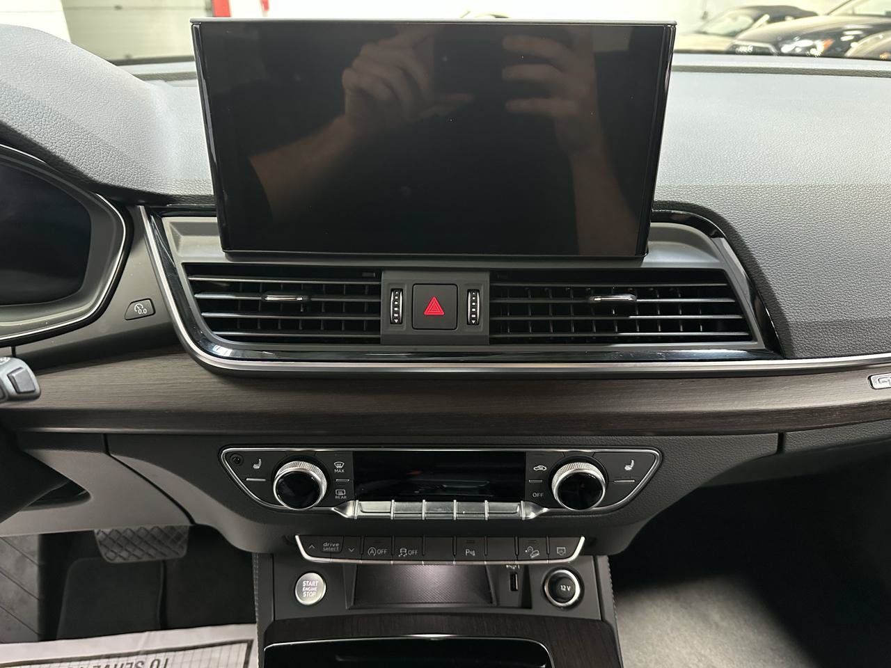 Used 2024 Audi Q5 Premium Plus Sportback w/ Premium Plus Package AWD/4WD image 18