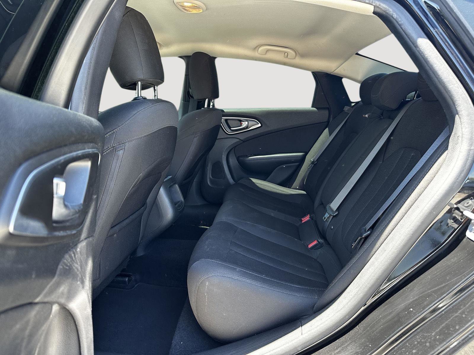 Used 2016 Chrysler 200 Limited w/ Convenience Group FWD image 20