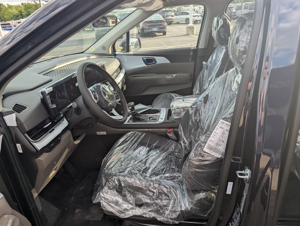 New 2026 Kia Carnival LX FWD image 11