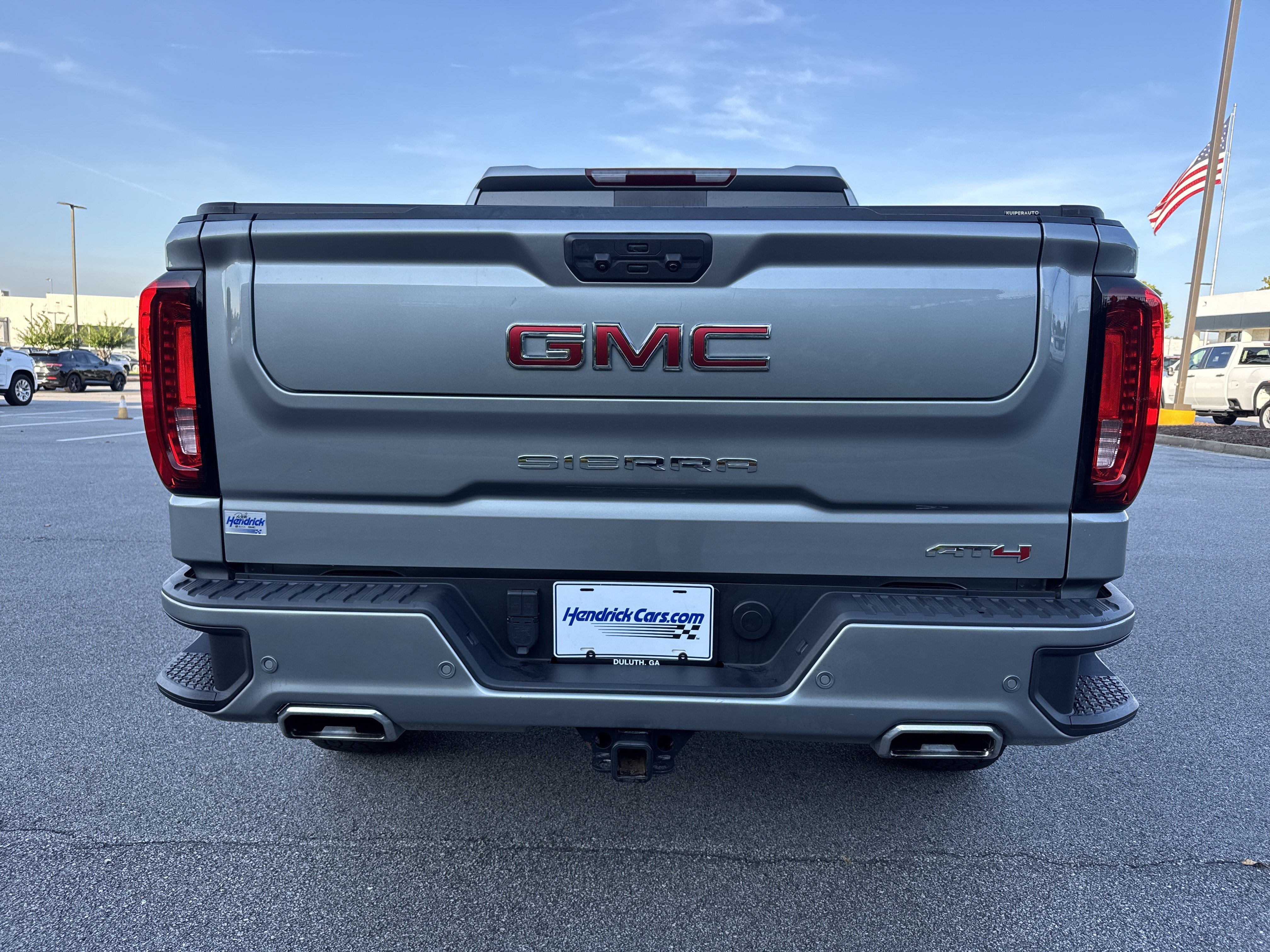 Used 2025 GMC Sierra 1500 AT4 w/ AT4 Preferred Package AWD/4WD image 7