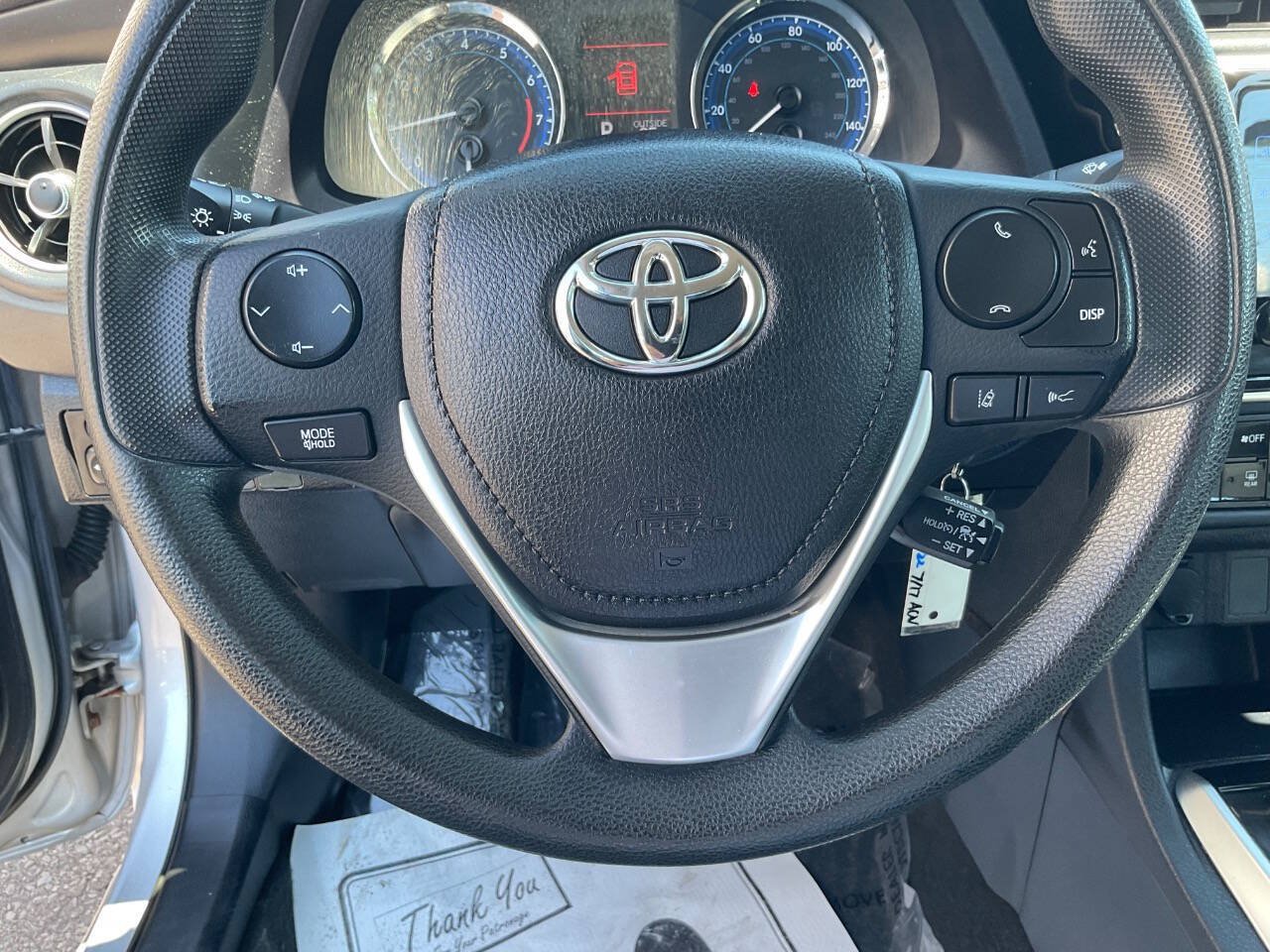 Used 2017 Toyota Corolla LE FWD image 12