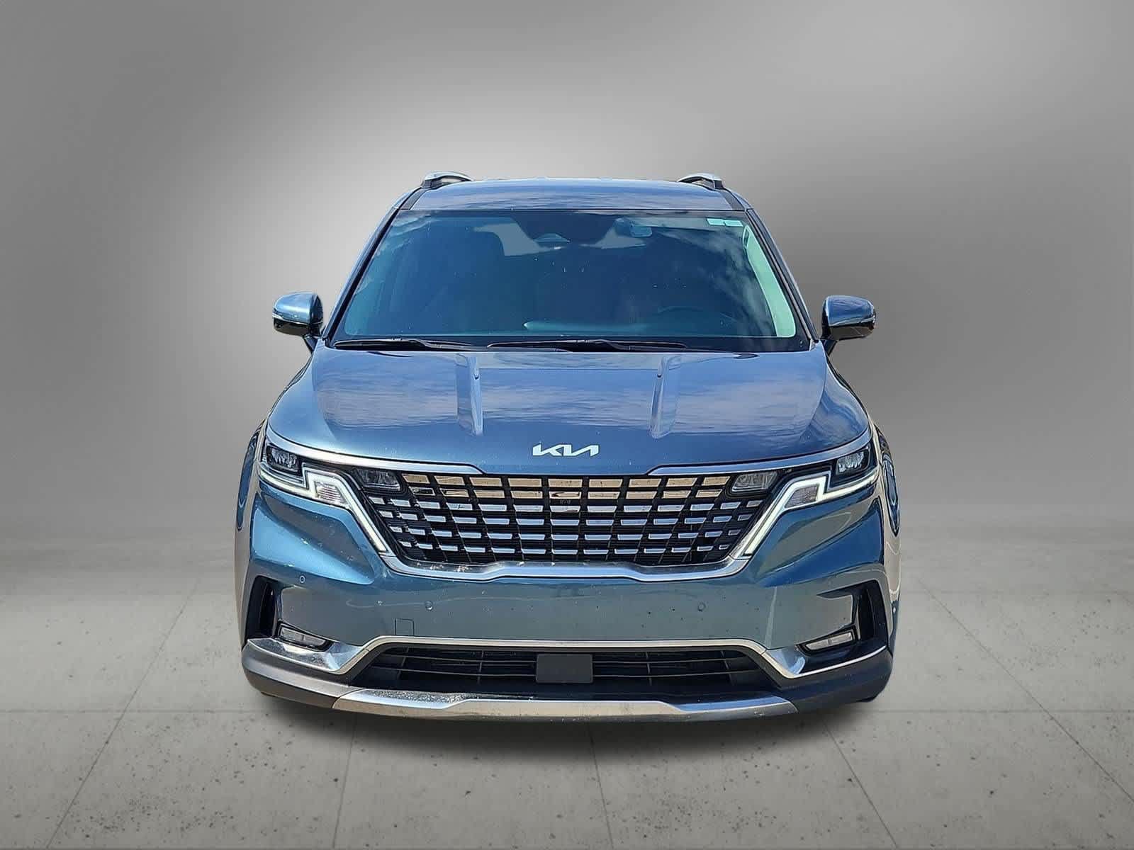 Used 2023 Kia Carnival SX FWD image 9