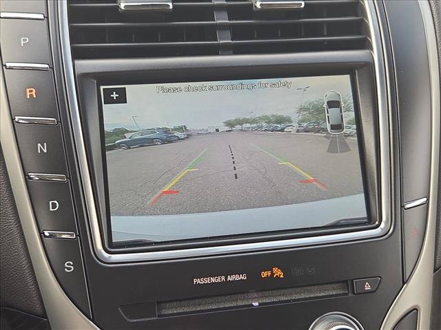 Used 2018 Lincoln MKX Reserve w/ Driver Assistance Package FWD image 18