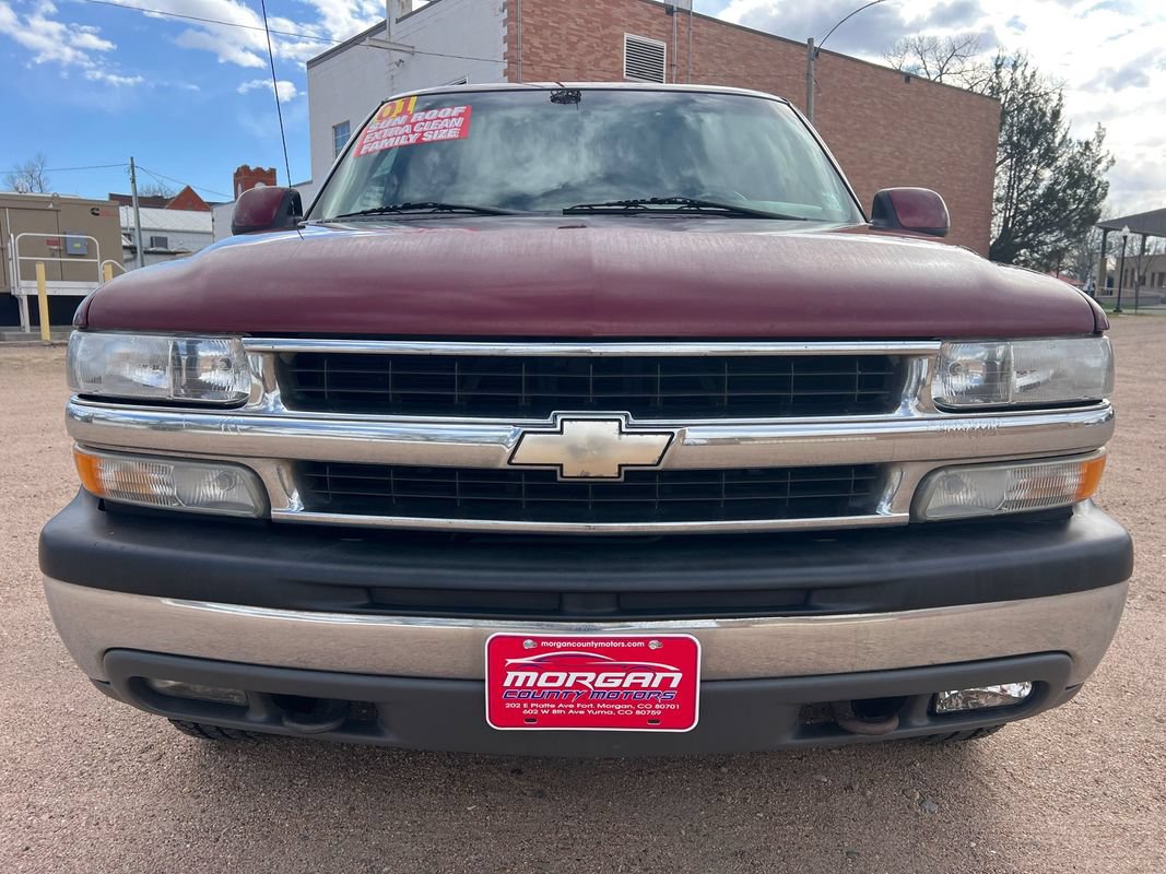Used 2001 Chevrolet Tahoe LT w/ LT Preferred Equipment Group AWD/4WD image 2