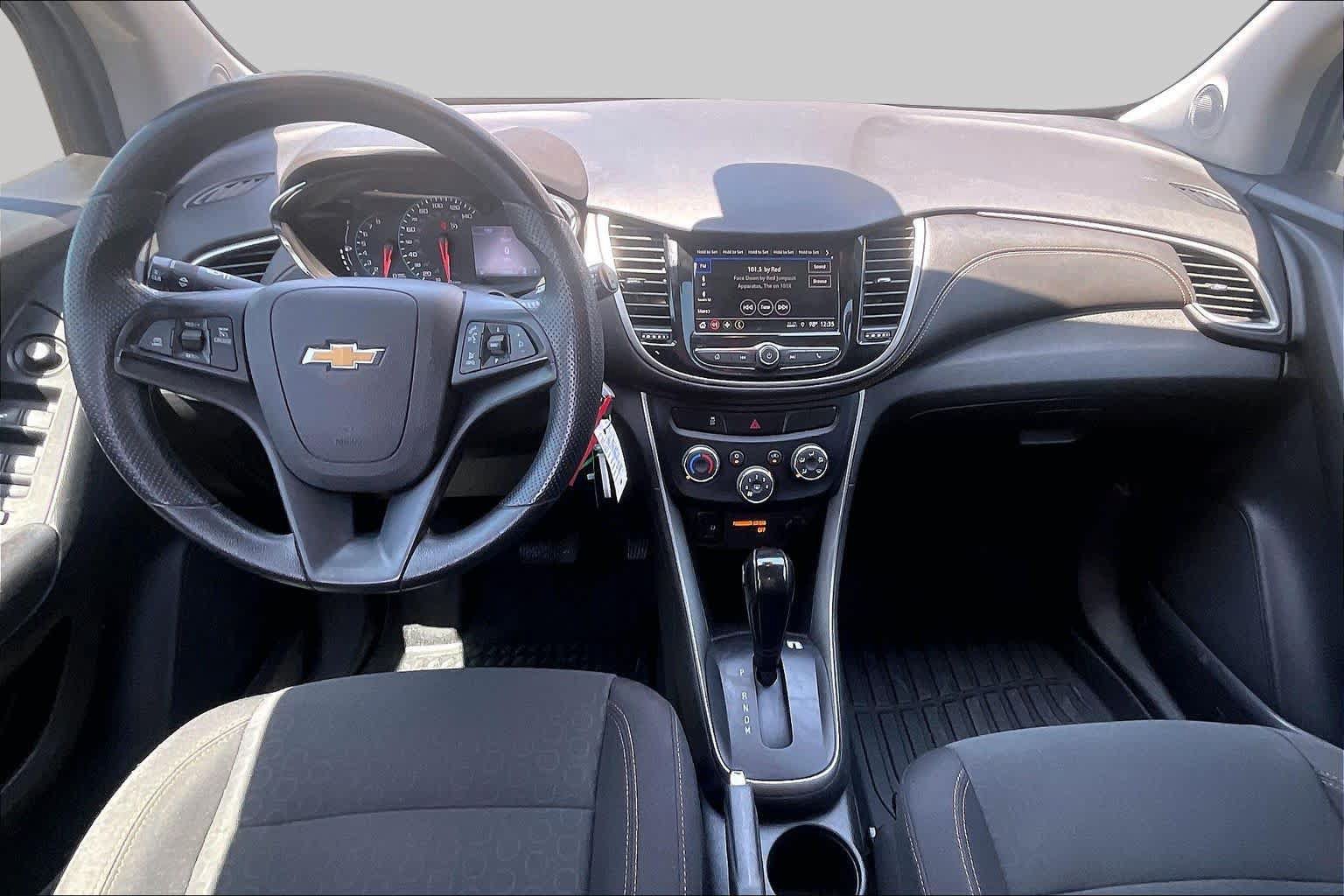 Used 2019 Chevrolet Trax LS w/ Tint and Cruise Package FWD image 15