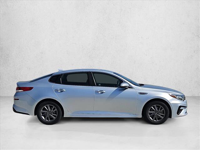 Used 2020 Kia Optima LX image 4