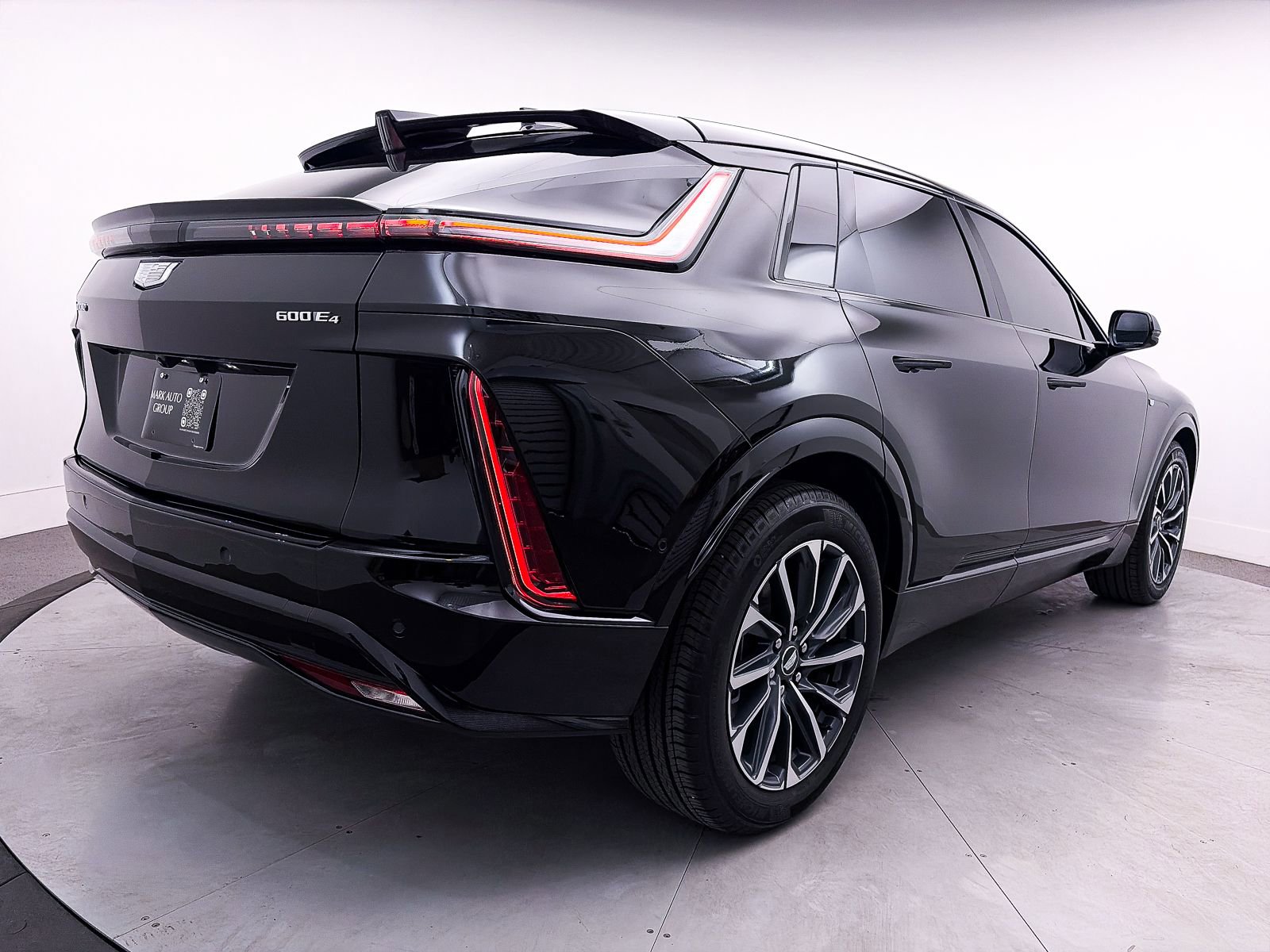 Used 2025 Cadillac Lyriq Sport image 16