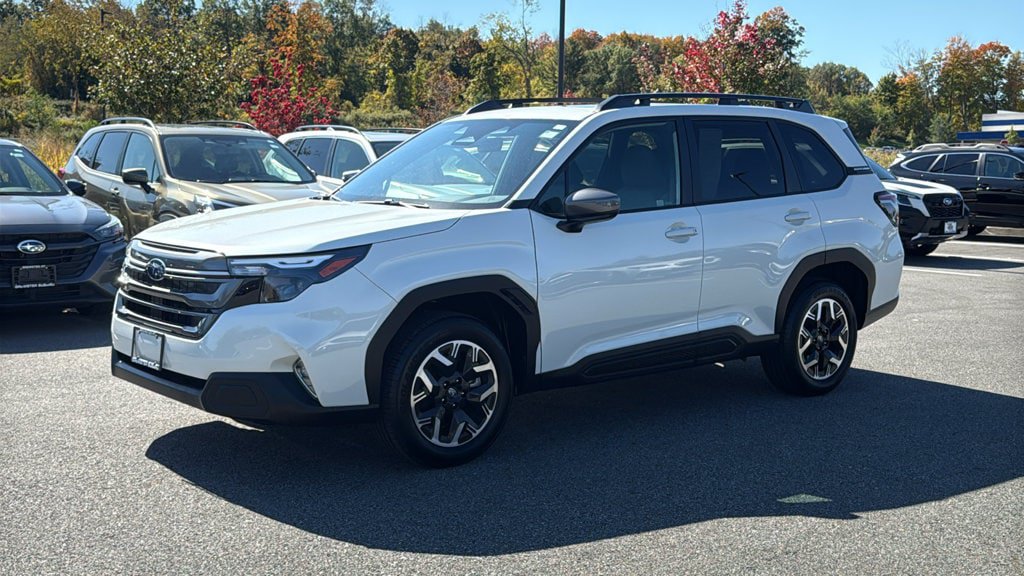 Certified 2025 Subaru Forester Premium AWD/4WD image 3